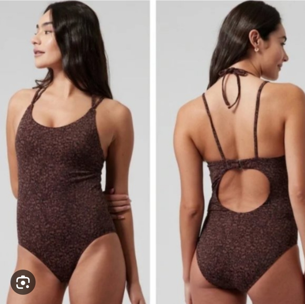 Athleta Key Hole one piece swimsuit